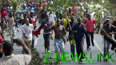 Протест в Кении закончился стрельбой по митингующим