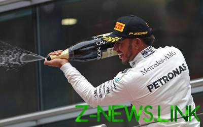 Формула-1: Ферстаппен выиграл в Мехико, Хэмилтон досрочно стал чемпионом мира