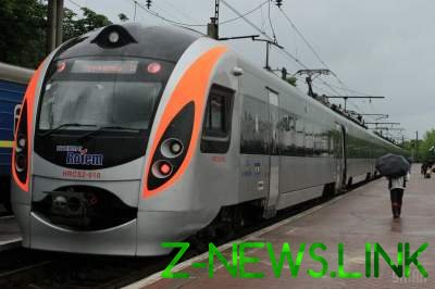 В Украине запускают еще один поезд в Польшу