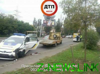 В Одессе полицейский автомобиль влетел в "Таврию"