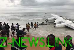 Грузовой самолет "Ан" упал возле побережья Африки
