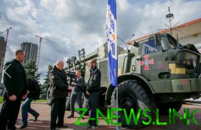Новое оружие Украины показали на выставке. Видео