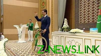 В Сети смеются с "туркменистанского Януковича"