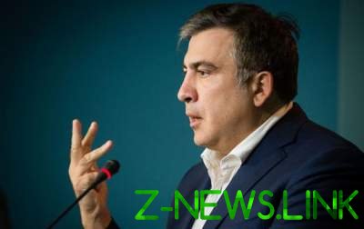 Саакашвили намерен переехать в палаточный городок у Рады