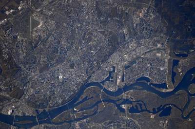 Киев показали с космоса. Фото 