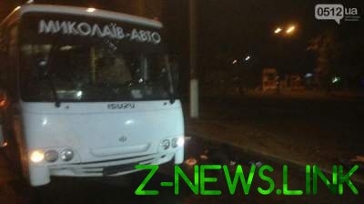 В Николаеве автобус с пассажирами попал в смертельное ДТП