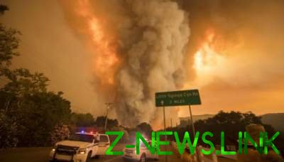 Число погибших от пожара в Калифорнии достигло 21 человек