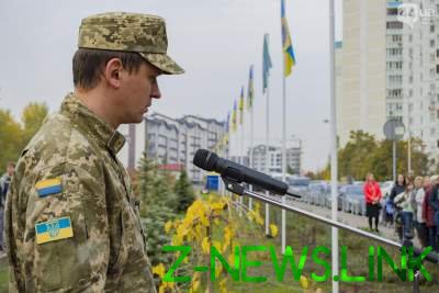 В Киеве открыли новый памятник