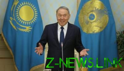 Казахстан официально отказался от кириллицы