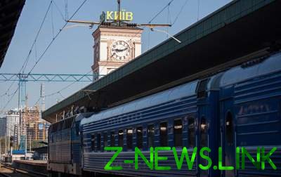 Грязное белье в поездах "Укрзализныци": украинцы в бешенстве