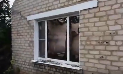 Зона АТО: боевики «ДНР» сожгли частный дом. Видео