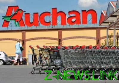 Обыскивали и унижали: подробности скандала в киевском супермаркете 