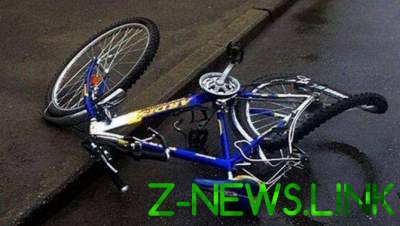 На Львовщине Seat насмерть сбил велосипедиста