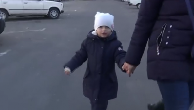 В Николаеве воспитательница избила 4-летнего ребенка на глазах у матери. Видео