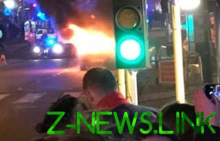 ЧП в Лондоне: авто взорвалось рядом с сотнями людей с детьми