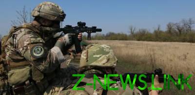 Около Луганского боевики нанесли удар из тяжелой артиллерии