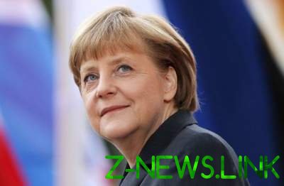 Меркель призывают уйти с должности канцлера