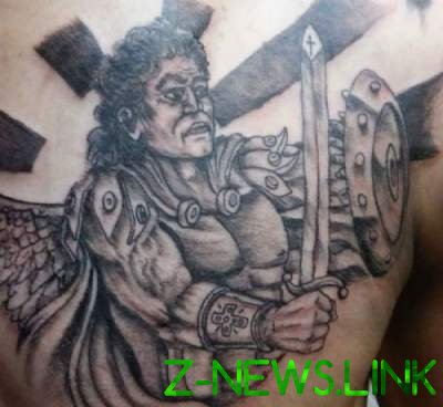 И смех и грех: подборка смешных и нелепых татуировок