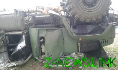 Смертельное ДТП в Запорожье: перевернулся автомобиль с военными 