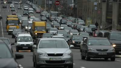 Киевских водителей предупредили об опасной ситуации 