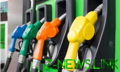 Цены на бензины и ДТ выросли на 5-50 коп