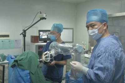 В Китае робот-стоматолог провел уникальную операцию