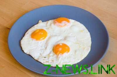 Медики объяснили, зачем каждое утро съедать по три яйца
