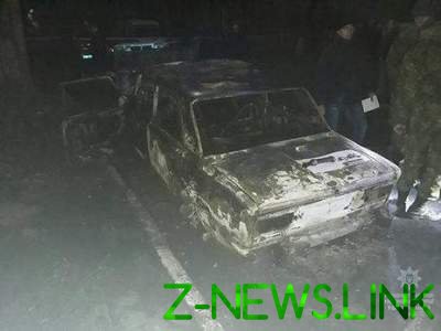 На Днепропетровщине стреляли из гранатомета: дотла сгорело полицейское авто 