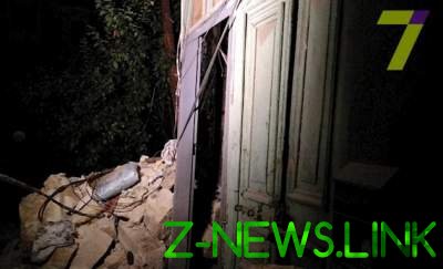 В Одессе рухнула стена жилого дома 