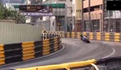 Британский мотогонщик разбился насмерть во время Гран-при в Макао. Видео