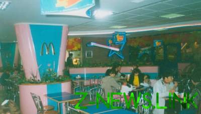 Украинцам показали, как выглядел один из первых в Киеве McDonalds