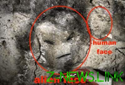 Уфологи «рассмотрели» на древней пещере изображение инопланетянина 