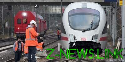 Мощное ДТП в Германии: столкнулись поезд и фура