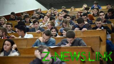 Украинских студентов ждут затяжные зимние каникулы