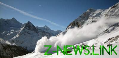 Жителей Карпат предупредили об опасности схода лавин