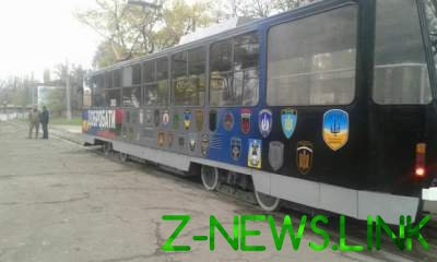 На Днепропетровщине начал курсировать необычный трамвай