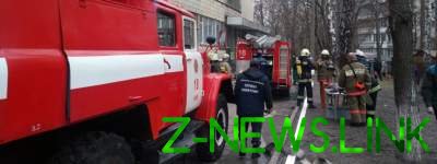 Киев: на СТО дотла сгорели три автомобиля 