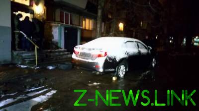 В центре Харькова подорвали авто майора Нацполиции