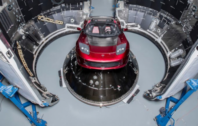 Илон Маск показал автомобиль, который запустят на Марс