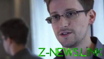 Сноуден показал, как защиться от кибершпионов. Видео