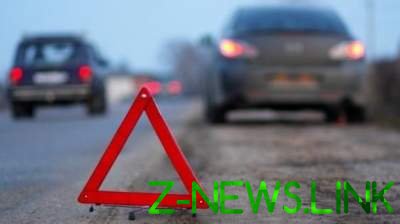 ДТП в Харькове: Mazda влетела в забор