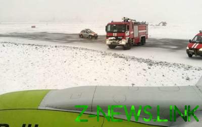 В Москве произошло ЧП с самолетом. Видео
