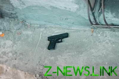 В Киеве вооруженные люди напали на строительный объект