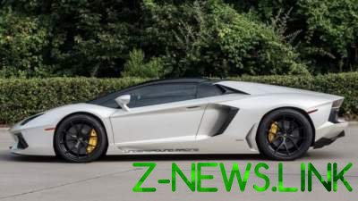 Роскошный Lamborghini Aventador получил мощный мотор 