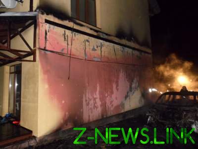 В Ровно дотла сгорел автомобиль бизнесмена