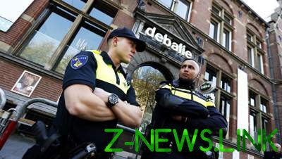 В Нидерландах эвакуировали людей из поезда, - СМИ
