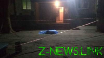 Трагедия в Запорожье: мужчина выпрыгнул из окна и упал на ребенка