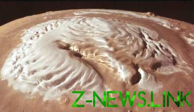 Астрономы обнаружили озеро на Марсе