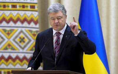 Порошенко считает врагами Украины Путина и бедность