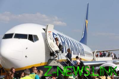 Ryanair анонсировал новые международные рейсы из Харькова и Одессы